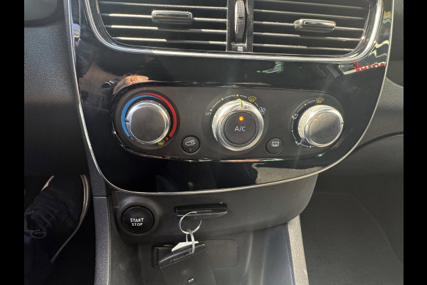Renault Clio 0.9 TCe Limited - Navigatie I Airco I LED I PDC I Sport velgen I 68.000 KM - Dealer onderhouden