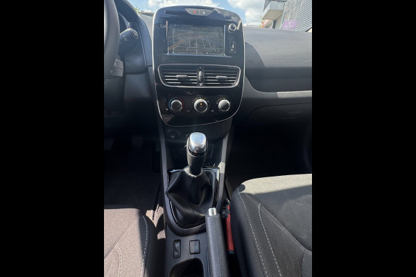 Renault Clio 0.9 TCe Limited - Navigatie I Airco I LED I PDC I Sport velgen I 68.000 KM - Dealer onderhouden