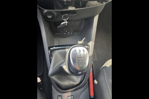 Renault Clio 0.9 TCe Limited - Navigatie I Airco I LED I PDC I Sport velgen I 68.000 KM - Dealer onderhouden