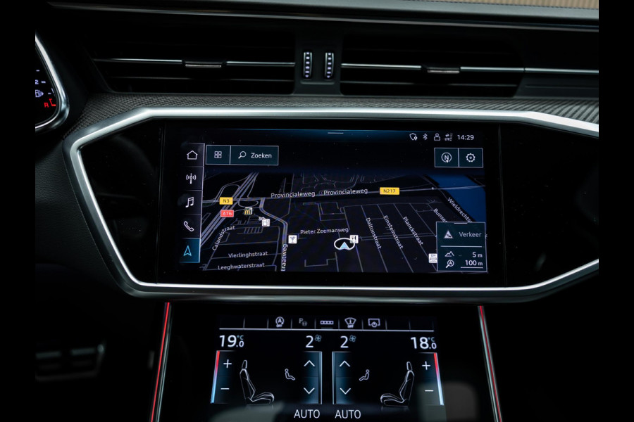 Audi RS6 Avant TFSI quattro | Keramisch | B/O | Pano | Rode Stiksels |