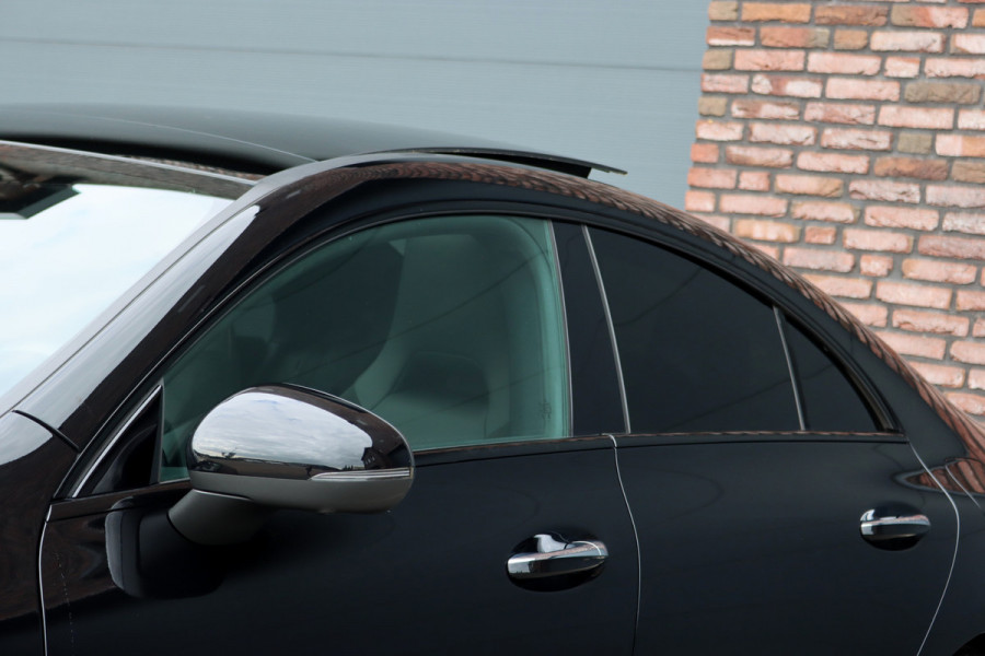 Mercedes-Benz CLA-Klasse 250 e AMG Line Premium+ | Panoramadak | Distronic+ | Memory | HUD | Trekhaak | Keyless Go | Surround Camera | Sfeerverlichting | Multibeam LED |