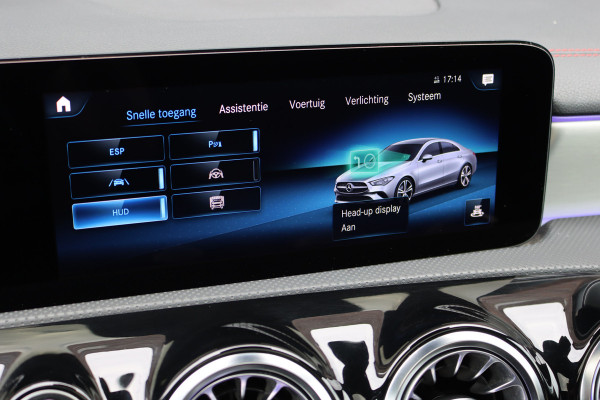 Mercedes-Benz CLA-Klasse 250 e AMG Line Premium+ | Panoramadak | Distronic+ | Memory | HUD | Trekhaak | Keyless Go | Surround Camera | Sfeerverlichting | Multibeam LED |