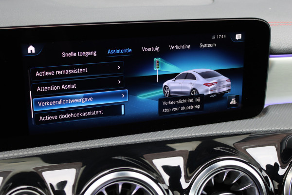 Mercedes-Benz CLA-Klasse 250 e AMG Line Premium+ | Panoramadak | Distronic+ | Memory | HUD | Trekhaak | Keyless Go | Surround Camera | Sfeerverlichting | Multibeam LED |