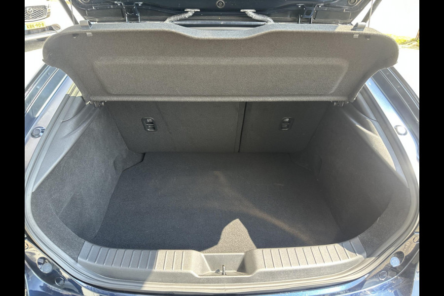 Mazda 3 2.0 e-SkyActiv-X M Hybrid 186 Exclusive-line | PANORAMA DAK | CAMERA | BOSE |