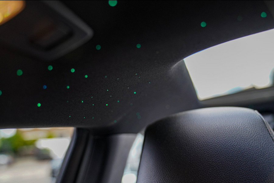 Mercedes-Benz A-Klasse AMG 35 4MATIC Edition 1 | Head Up Display | Burmester | Sterrenhemel | Memory | 360 Camera | Massage