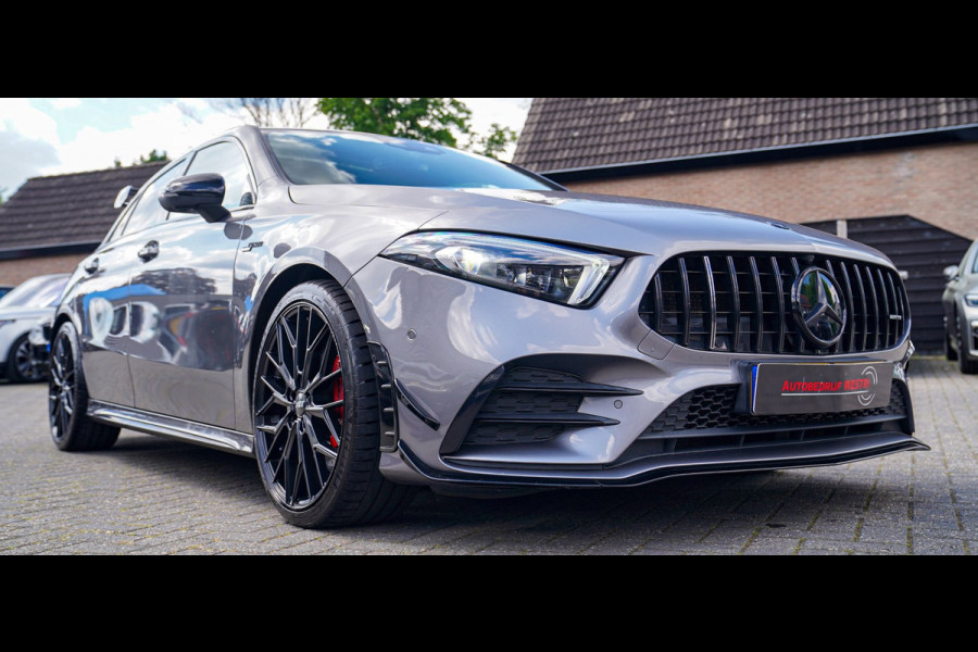 Mercedes-Benz A-Klasse AMG 35 4MATIC Edition 1 | Head Up Display | Burmester | Sterrenhemel | Memory | 360 Camera | Massage