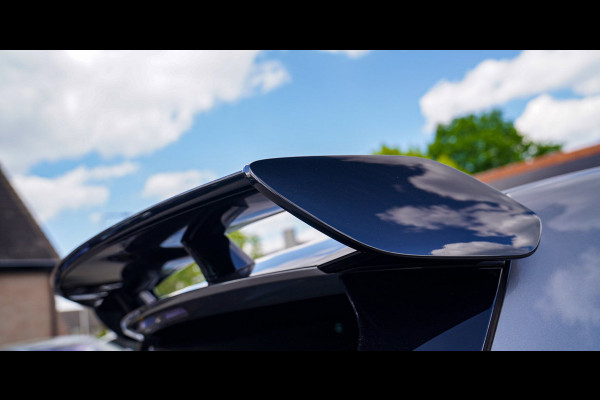 Mercedes-Benz A-Klasse AMG 35 4MATIC Edition 1 | Head Up Display | Burmester | Sterrenhemel | Memory | 360 Camera | Massage