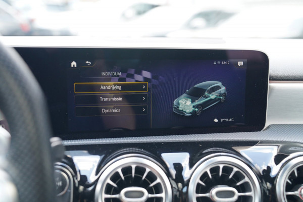 Mercedes-Benz A-Klasse AMG 35 4MATIC Edition 1 | Head Up Display | Burmester | Sterrenhemel | Memory | 360 Camera | Massage