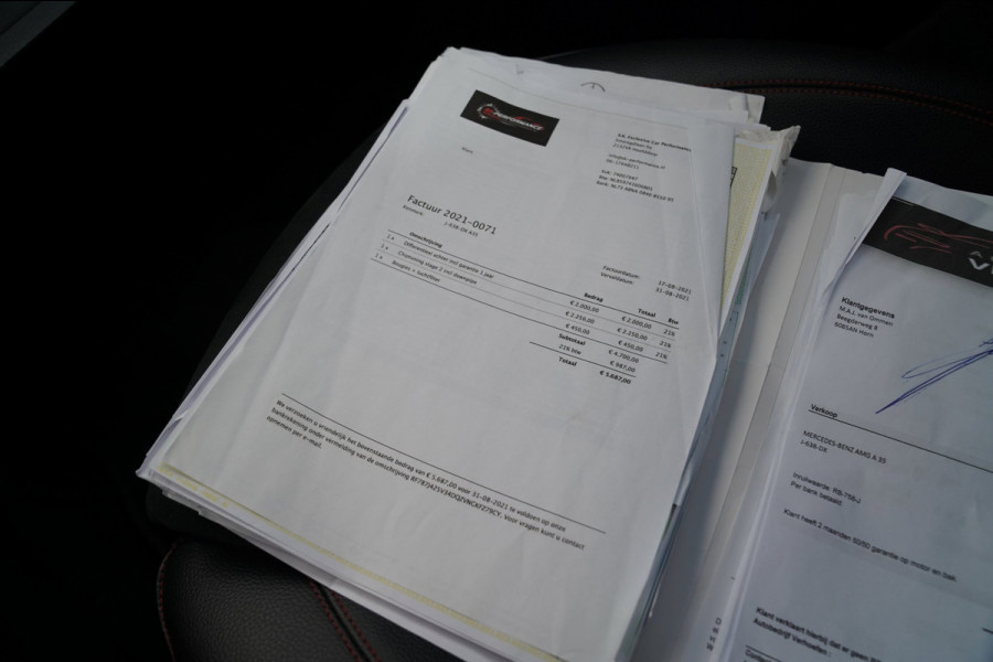 Mercedes-Benz A-Klasse AMG 35 4MATIC Edition 1 | Head Up Display | Burmester | Sterrenhemel | Memory | 360 Camera | Massage