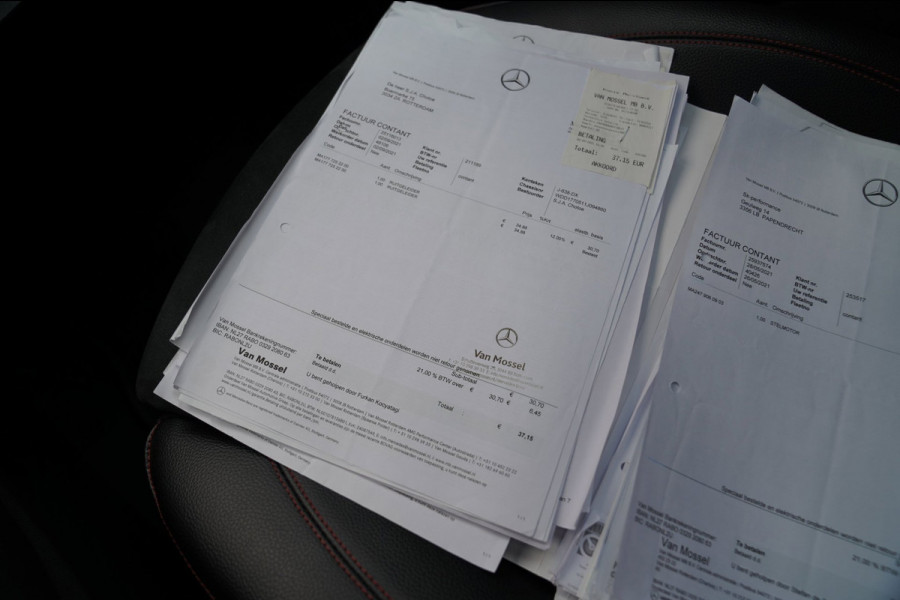 Mercedes-Benz A-Klasse AMG 35 4MATIC Edition 1 | Head Up Display | Burmester | Sterrenhemel | Memory | 360 Camera | Massage