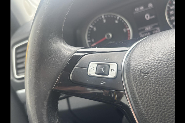 Volkswagen Amarok 3.0 TDI 4Motion DC*ECC*CRUISE*HAAK*