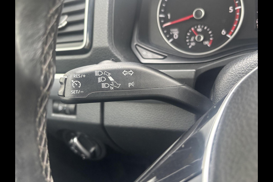 Volkswagen Amarok 3.0 TDI 4Motion DC*ECC*CRUISE*HAAK*