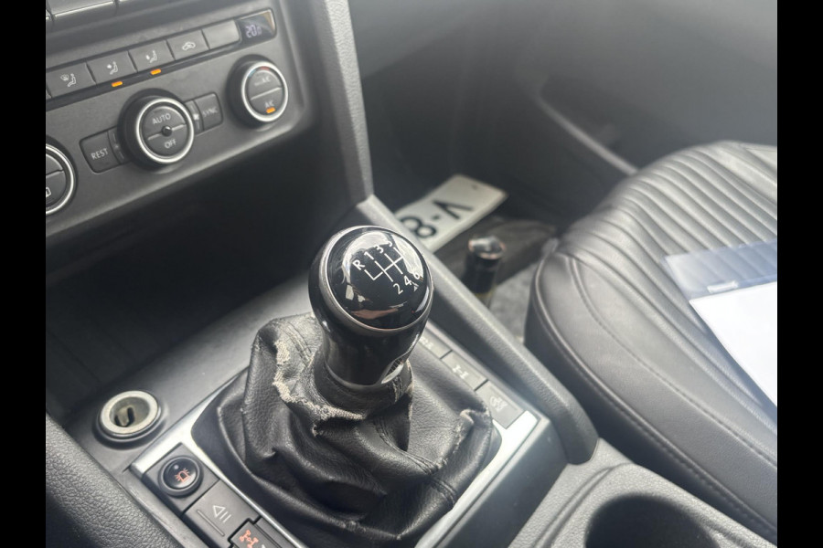 Volkswagen Amarok 3.0 TDI 4Motion DC*ECC*CRUISE*HAAK*