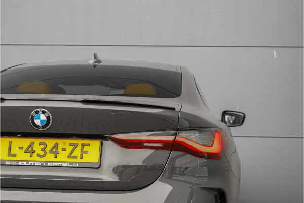 BMW 4 Serie Coupé M440i xDrive High Executive Schuifdak M-Stoel Laser ACC H/K