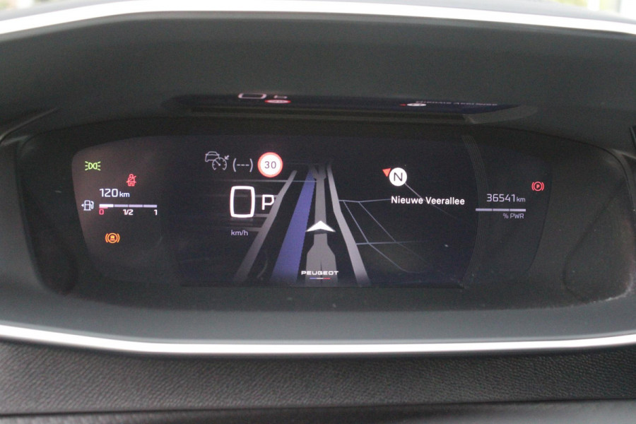 Peugeot 2008 1.2 Hybrid 145PK AUTOMAAT GT | ELEKTRISCH BEDIENBARE BESTUURDERSSTOEL | NAVIGATIE | FULL LED KOPLAMPEN | DRAADLOZE APPLE CARPLAY/ANDROID AUTO | ADAPTIVE CRUISE CONTROL | CAMERA VOOR + ACHTER | CLIMATE CONTROL | LICHTMETALEN VELGEN 17" | KEYLESS ENTRY/START | DAB+ RADIO | ALCANTARA/LEDEREN BEKLEDING  | DODEHOEK DETECTIE | PARKEERSENSOREN VOOR + ACHTER | STOEL VERWARMING | DRAADLOZE TELEFOONLADER |