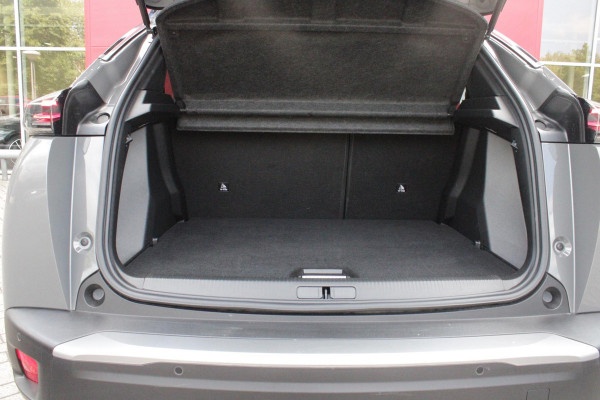 Peugeot 2008 1.2 Hybrid 145PK AUTOMAAT GT | ELEKTRISCH BEDIENBARE BESTUURDERSSTOEL | NAVIGATIE | FULL LED KOPLAMPEN | DRAADLOZE APPLE CARPLAY/ANDROID AUTO | ADAPTIVE CRUISE CONTROL | CAMERA VOOR + ACHTER | CLIMATE CONTROL | LICHTMETALEN VELGEN 17" | KEYLESS ENTRY/START | DAB+ RADIO | ALCANTARA/LEDEREN BEKLEDING  | DODEHOEK DETECTIE | PARKEERSENSOREN VOOR + ACHTER | STOEL VERWARMING | DRAADLOZE TELEFOONLADER |