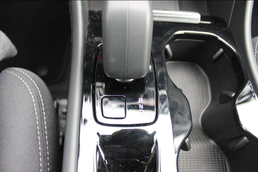 Volvo XC40 B4 211PK Automaat Plus Dark Google Infotainment / Trekhaak / Adaptieve Cruise Control / Blis / Harman Kardon Audio