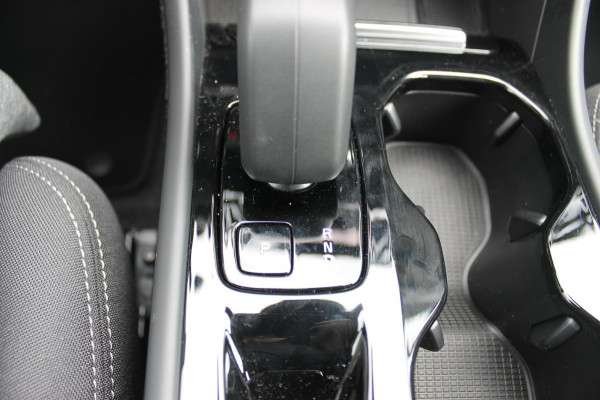 Volvo XC40 B4 211PK Automaat Plus Dark Google Infotainment / Trekhaak / Adaptieve Cruise Control / Blis / Harman Kardon Audio