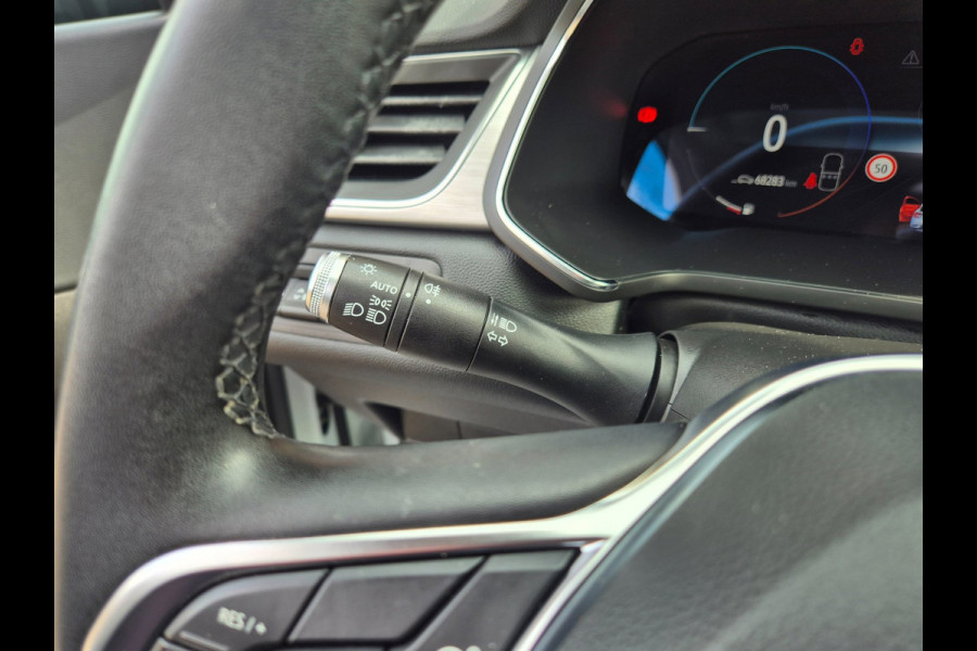 Renault Captur 1.6 E-Tech Plug-in Hybrid 160 Intens Carplay, LED