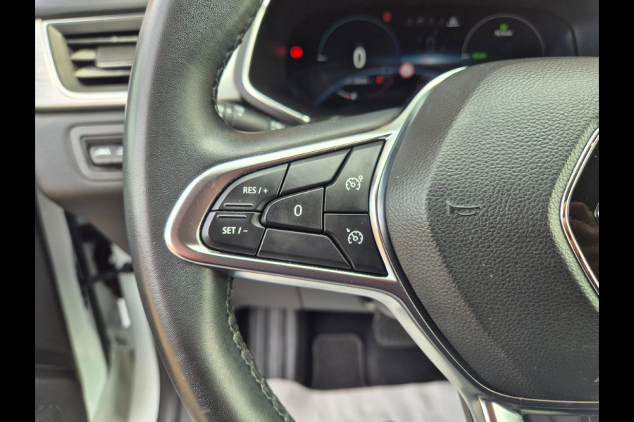 Renault Captur 1.6 E-Tech Plug-in Hybrid 160 Intens Carplay, LED