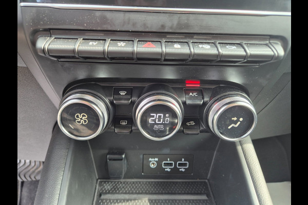 Renault Captur 1.6 E-Tech Plug-in Hybrid 160 Intens Carplay, LED