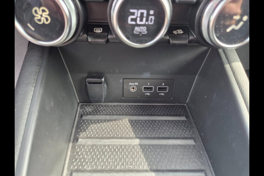 Renault Captur 1.6 E-Tech Plug-in Hybrid 160 Intens Carplay, LED