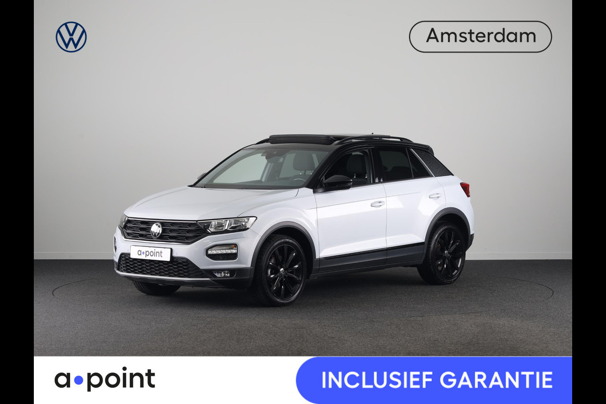Volkswagen T-Roc 1.5 TSI Sport 150 pk Automaat (DSG) | Navigatie via App | Panoramadak | Parkeersensoren | Black Style pakket | Stoelverwarming |