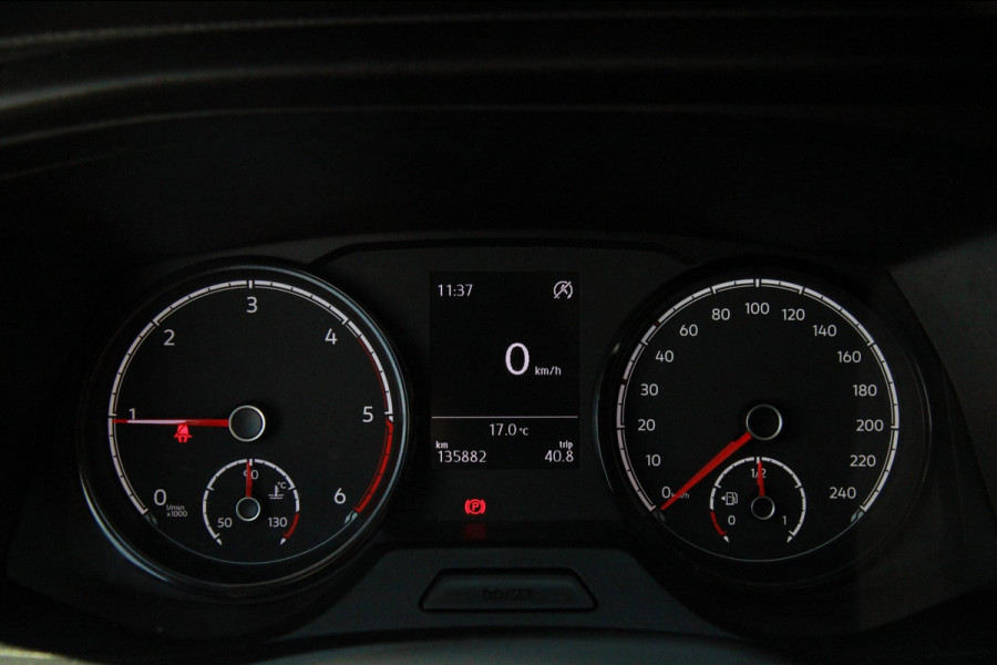 Volkswagen Transporter 2.0 TDI L2H1 Trendline / App connect / Cruise / Verwarmde voorruit