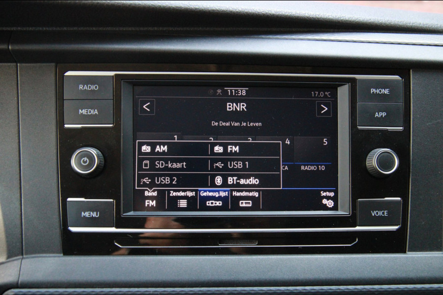 Volkswagen Transporter 2.0 TDI L2H1 Trendline / App connect / Cruise / Verwarmde voorruit