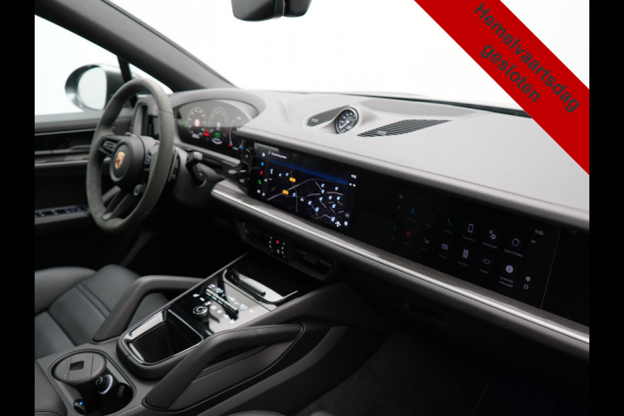 Porsche Cayenne Coupé 3.0 E-Hybrid PHEV | MY 2024 Facelift | | Trekhaak Af Fabriek | Panodak | Luchtvering | Sportuitlaat | PDLS+ | Sport Chrono | InnoDrive Adaptive Cruise | SportDesign | Head up | Soft Close | 22"L.M | 360 Camera | Plug In Hybrid