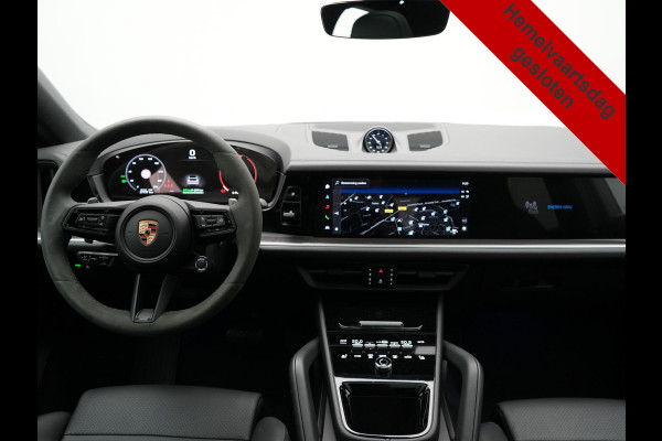 Porsche Cayenne Coupé 3.0 E-Hybrid PHEV | MY 2024 Facelift | | Trekhaak Af Fabriek | Panodak | Luchtvering | Sportuitlaat | PDLS+ | Sport Chrono | InnoDrive Adaptive Cruise | SportDesign | Head up | Soft Close | 22"L.M | 360 Camera | Plug In Hybrid