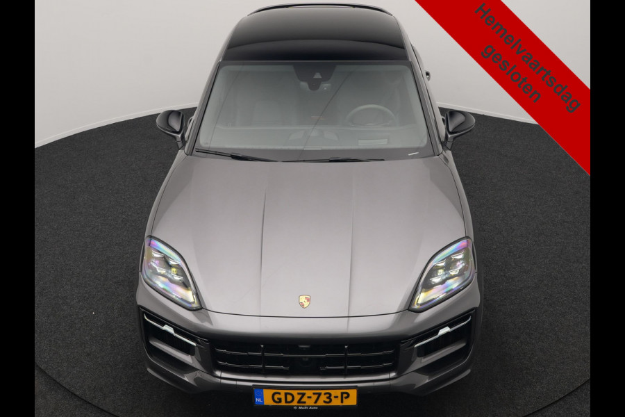 Porsche Cayenne Coupé 3.0 E-Hybrid PHEV | MY 2024 Facelift | | Trekhaak Af Fabriek | Panodak | Luchtvering | Sportuitlaat | PDLS+ | Sport Chrono | InnoDrive Adaptive Cruise | SportDesign | Head up | Soft Close | 22"L.M | 360 Camera | Plug In Hybrid