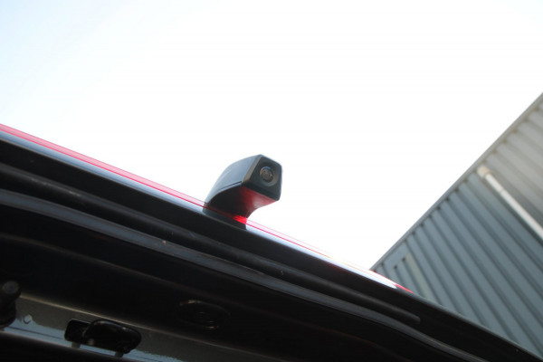 Volkswagen Crafter 35 2.0 TDI L3H3 DC / 6 pers / AUTOMAAT / Trekhaak / Camera
