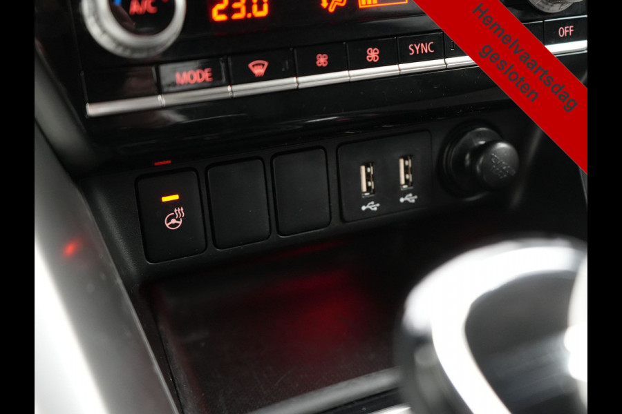 Mitsubishi Eclipse Cross 2.4 Intense+ PHEV 188pk Dealer O.H. | Trekhaak Afn. | Adaptive Cruise | 360 Camera | Alcantara Sportstoelen & Stuur Verwarmd | Navigatie Via TomTom | Keyless | Blis | Apple Carplay | DAB | Plug In Hybr