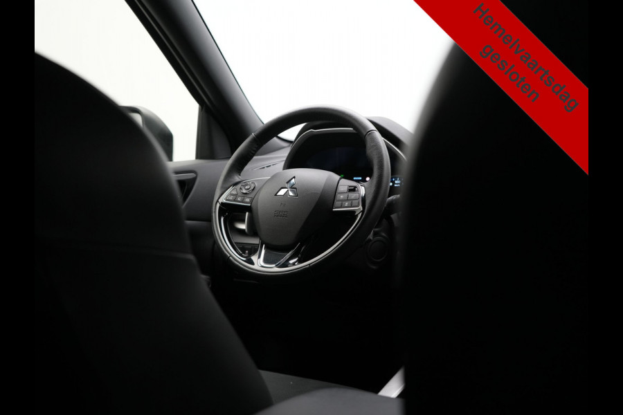 Mitsubishi Eclipse Cross 2.4 Intense+ PHEV 188pk Dealer O.H. | Trekhaak Afn. | Adaptive Cruise | 360 Camera | Alcantara Sportstoelen & Stuur Verwarmd | Navigatie Via TomTom | Keyless | Blis | Apple Carplay | DAB | Plug In Hybr