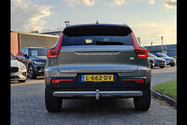 Volvo XC40 T4 211PK Recharge Inscription Expression | Trekhaak | Blis | Camera Achter | Stoel & Stuur verwarm. | 18''