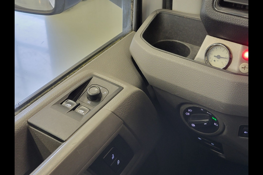 Volkswagen Crafter 2.0TDI Clixtar Be-Combi 2653KG laadvermogen hekwerk Euro 6!