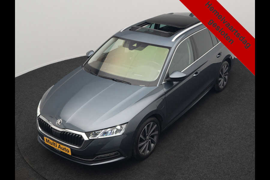 Škoda Octavia Combi 1.4 TSI Sportline Business PHEV 204pk Dealer O.H | Panodak | Adaptive Cruise | Lederen Sportstoelen Massage & Memory | Head Up | Virtual | Camera & Parkassist | 18"L.M | Keyless |  Plug In Hybrid