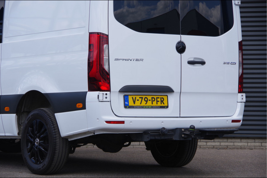 Mercedes-Benz Sprinter 319 3.0 V6 L2H1 DC-6P, 3.5T TREKHAAK, LED, ADAPT. CRUISE, MBUX 10'', CAMERA, NAVI, GEVEERDE STOEL, DUBBELE CABINE, DUBBEL CABINE