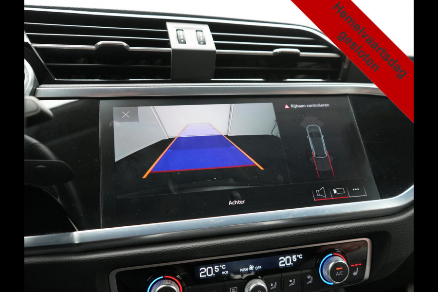 Audi Q3 45 TFSI e PHEV 245pk Dealer O.H. | Trekhaak Af Fabriek | Panodak | Camera | Alcantara Sportstoelen Verwarmd | Apple Carplay | Keyless | Blis | LED Koplampen | Virtual | Navigatie | DAB | Plug In Hybrid |