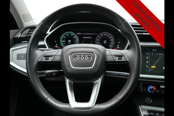 Audi Q3 45 TFSI e PHEV 245pk Dealer O.H. | Trekhaak Af Fabriek | Panodak | Camera | Alcantara Sportstoelen Verwarmd | Apple Carplay | Keyless | Blis | LED Koplampen | Virtual | Navigatie | DAB | Plug In Hybrid |