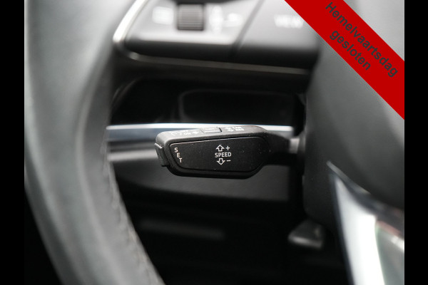 Audi Q3 45 TFSI e PHEV 245pk Dealer O.H. | Trekhaak Af Fabriek | Panodak | Camera | Alcantara Sportstoelen Verwarmd | Apple Carplay | Keyless | Blis | LED Koplampen | Virtual | Navigatie | DAB | Plug In Hybrid |