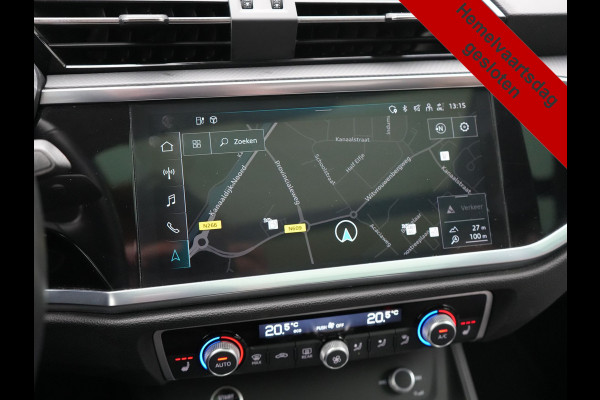 Audi Q3 45 TFSI e PHEV 245pk Dealer O.H. | Trekhaak Af Fabriek | Panodak | Camera | Alcantara Sportstoelen Verwarmd | Apple Carplay | Keyless | Blis | LED Koplampen | Virtual | Navigatie | DAB | Plug In Hybrid |
