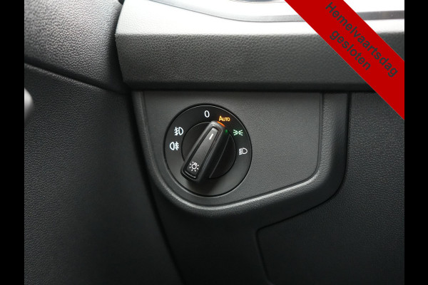 Volkswagen Taigo 1.0 TSI DSG Style 110pk Dealer O.H | Panodak | Camera | Adaptive Cruise | Alcantara Sportstoelen Verwarmd | IQ Light | IQ Drive | Keyless | Apple CarPlay | Navigatie | Virtual | DAB |