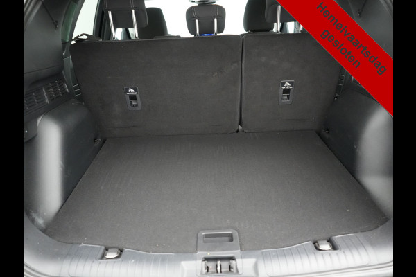 Ford Kuga 2.5 Titanium PHEV 225pk Dealer O.H | Camera | Keyless | Cruise Control | Sportstoelen & Stuur Verwarmd | Navigatie | Virtual | DAB | 17"L.M | Plug In Hybrid