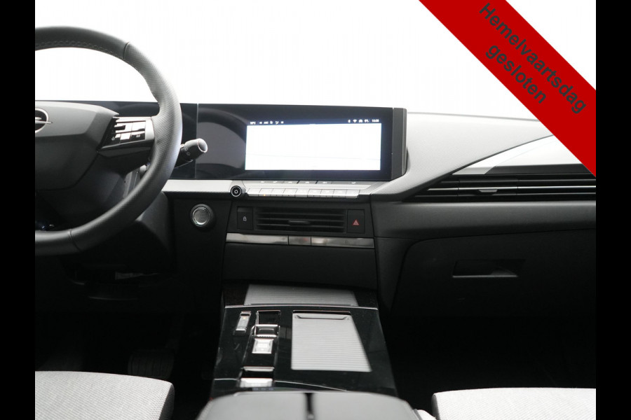 Opel Astra 1.6 Business Elegance PHEV 180pk | Adaptive Cruise | 360 Camera | Sportstoelen & Stuur Verwarmd | Apple Carplay | Keyless | LED Koplampen | Navigatie | DAB | Plug In Hybrid