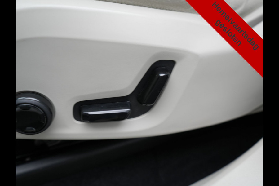 Volvo XC60 T6 AWD Inscription PHEV 350pk Dealer O.H | Panodak | Adaptive Cruise | Camera | Harman / Kardon | Lederen Sportstoelen Memory & Verwarmd | Google Assistant | Apple Carplay | Keyless | Full LED | Pilot Assist | Navigatie | Virtual |