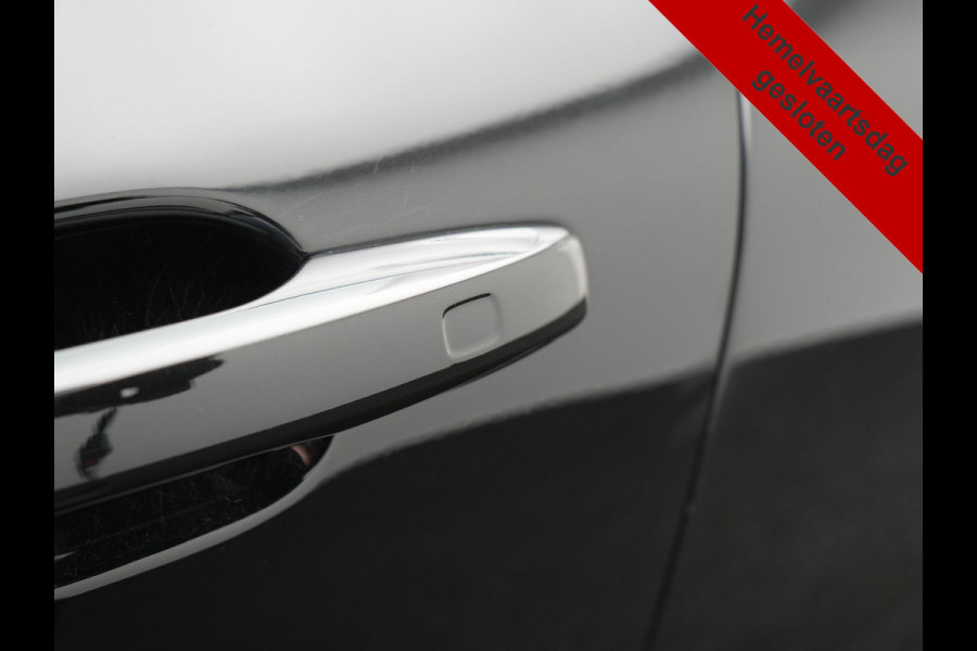 Volvo XC60 T6 AWD Inscription PHEV 350pk Dealer O.H | Panodak | Adaptive Cruise | Camera | Harman / Kardon | Lederen Sportstoelen Memory & Verwarmd | Google Assistant | Apple Carplay | Keyless | Full LED | Pilot Assist | Navigatie | Virtual |