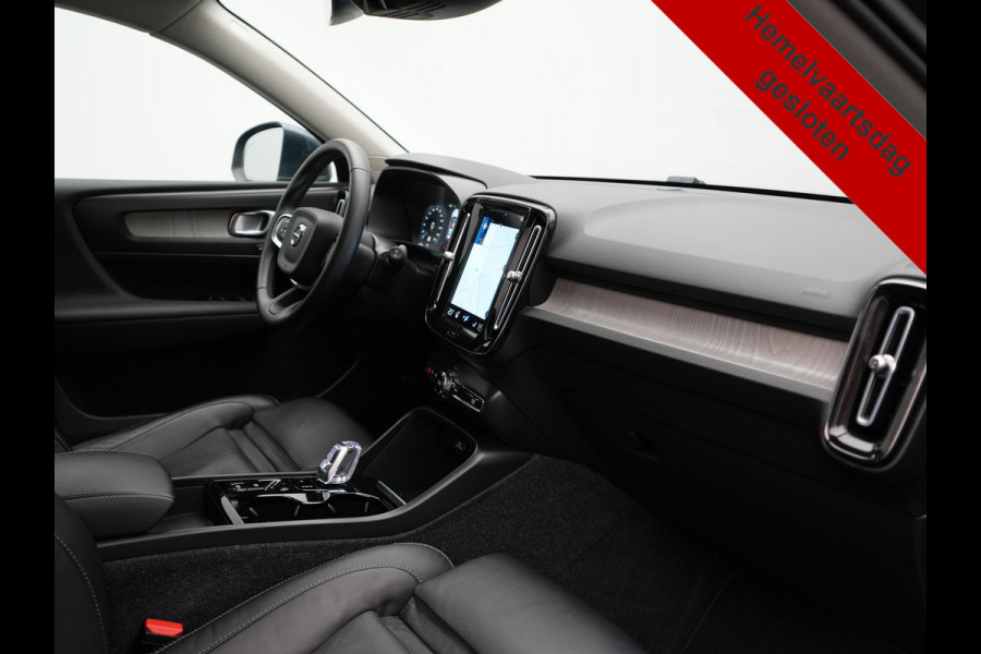 Volvo XC40 T4 Recharge Inscription 211pk PHEV Dealer O.H. | Trekhaak Af Fabriek | Adaptive Cruise | 360 Camera | Lederen Sportstoelen Memory & Verwarmd | Stuur Verwarmd | Apple Carplay | Keyless | Blis | Navigatie | DAB | Plug In Hybrid