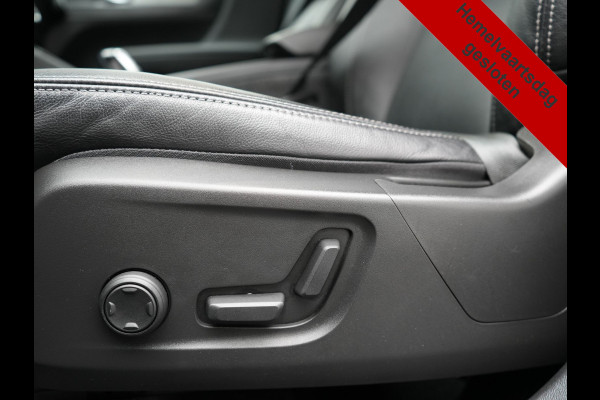 Volvo XC40 T4 Recharge Inscription 211pk PHEV Dealer O.H. | Trekhaak Af Fabriek | Adaptive Cruise | 360 Camera | Lederen Sportstoelen Memory & Verwarmd | Stuur Verwarmd | Apple Carplay | Keyless | Blis | Navigatie | DAB | Plug In Hybrid